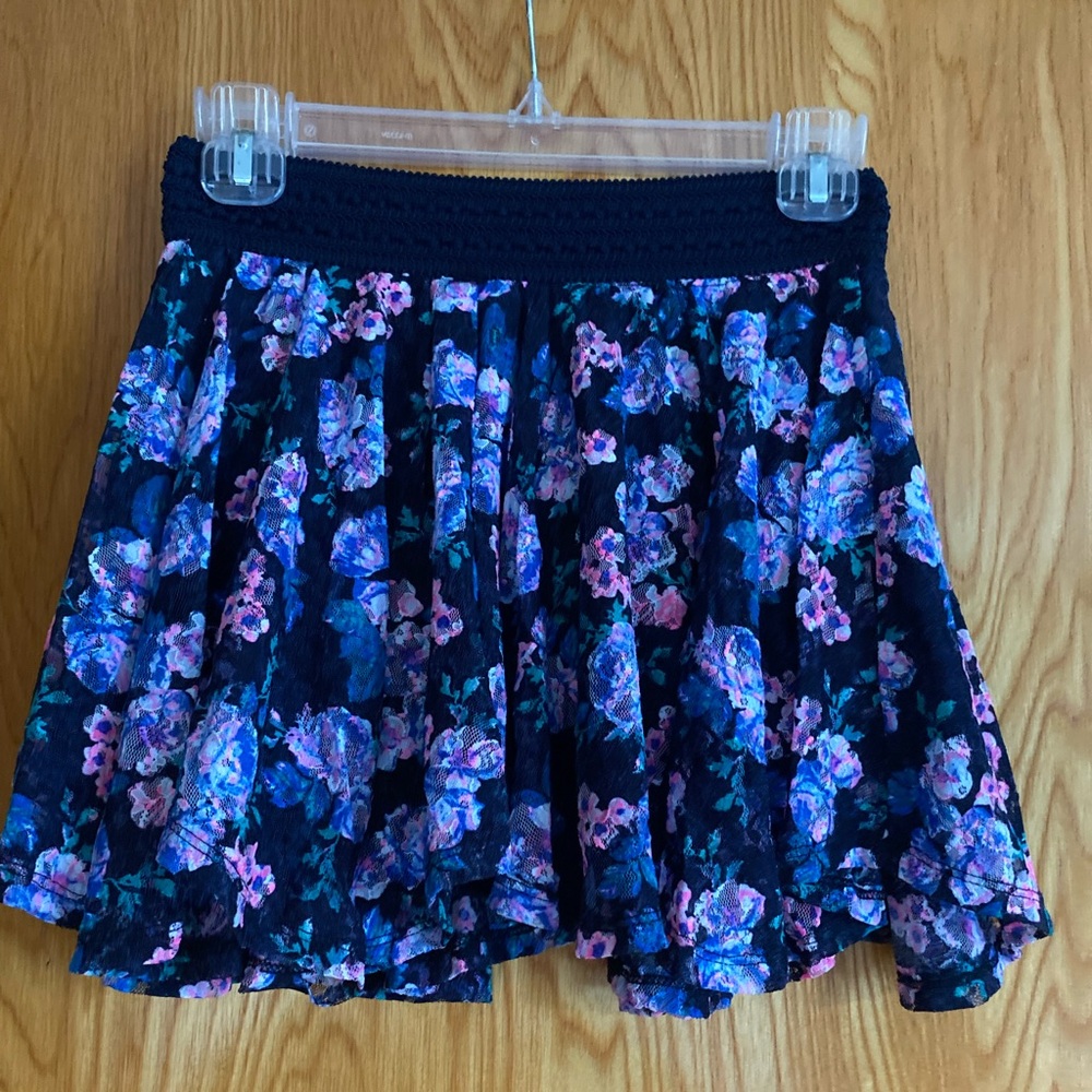 JUSTICE Mixed Blue and Pink Flower Skirt (10)